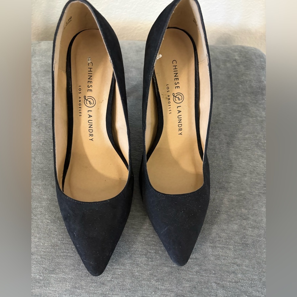 Chinese Laundry Black Heels - Picture 4 of 4